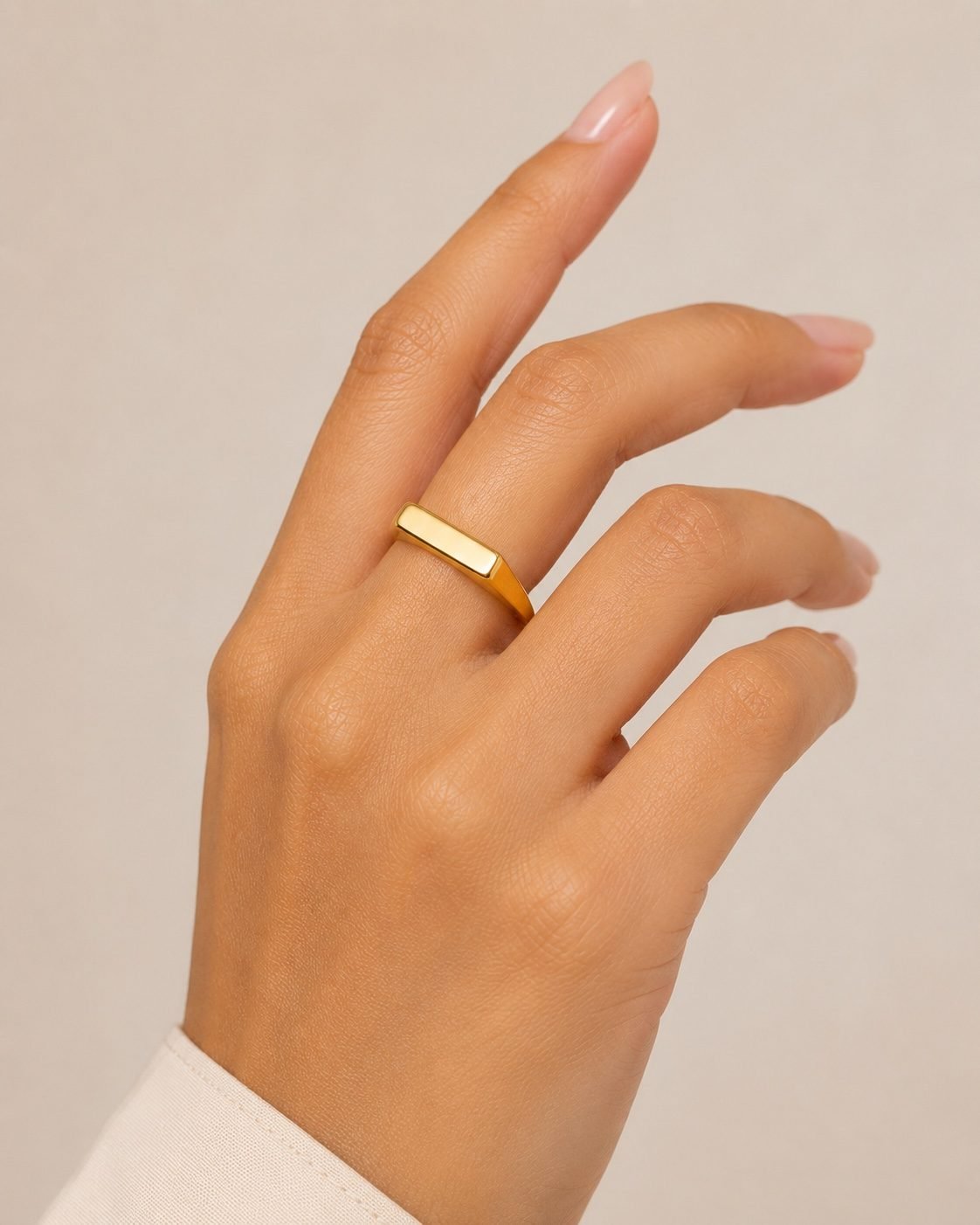 Slim Signet Ring - Image 4